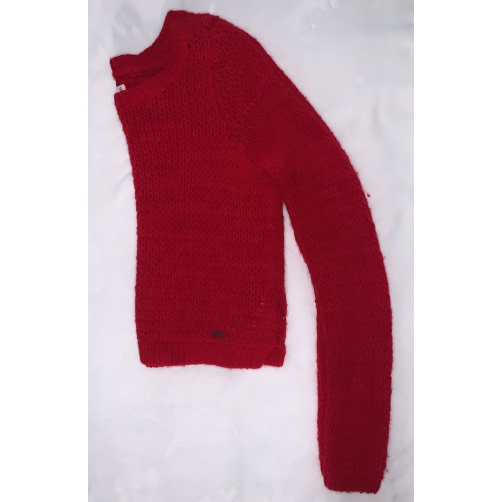 Hollister sweater